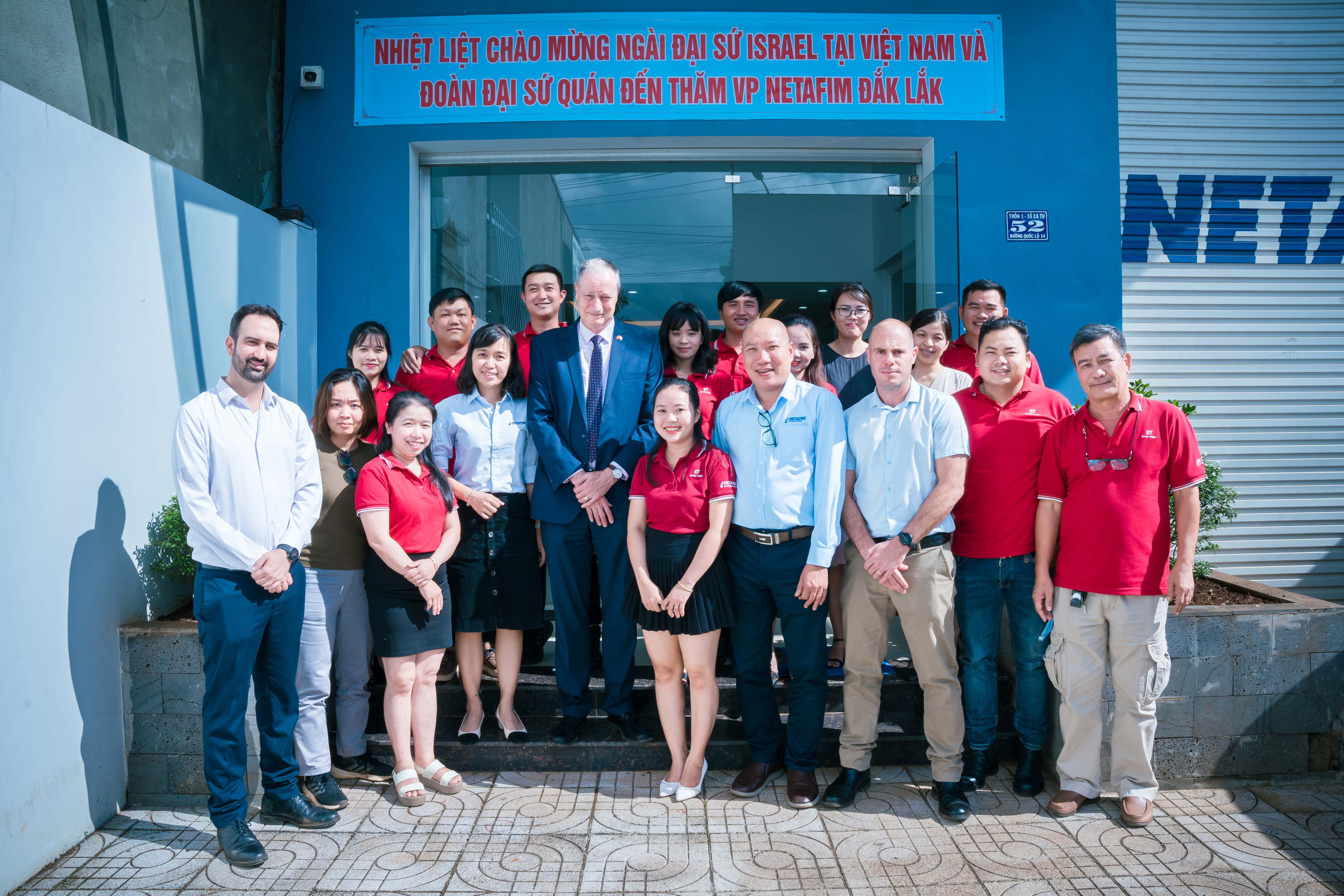 Đoàn Đại Sứ Quán Israel thăm công ty Khang Thịnh