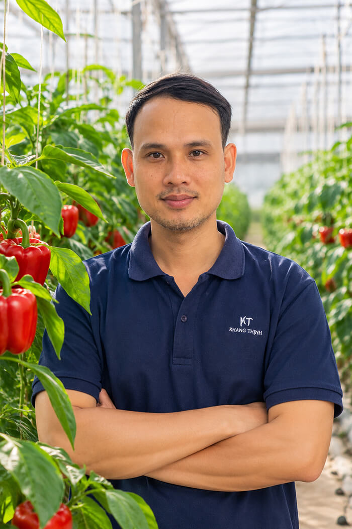 Cử nhân – Hà Hữu Nghị